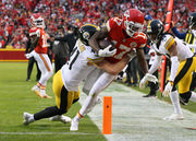 KANSAS CITY, MO - DECEMBER 26: Pittsburgh Steelers punter Corliss Waitman  (10) before an NFL game between the Pittsburgh Steelers and Kansas City  Chiefs on Dec 26, 2021 at GEHA Field at