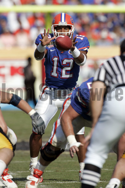 02 January 2006: Chris Leak of the Florida Gators during a 31-24