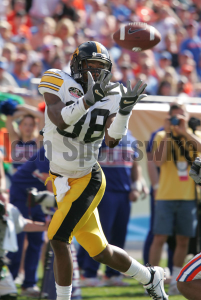 02 January 2006: Chris Leak of the Florida Gators during a 31-24