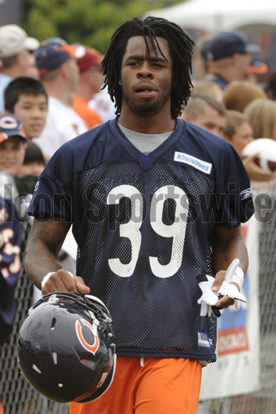 Corey Wootton #98 Chicago Bears  Chicago illinois, Chicago bears, Chicago