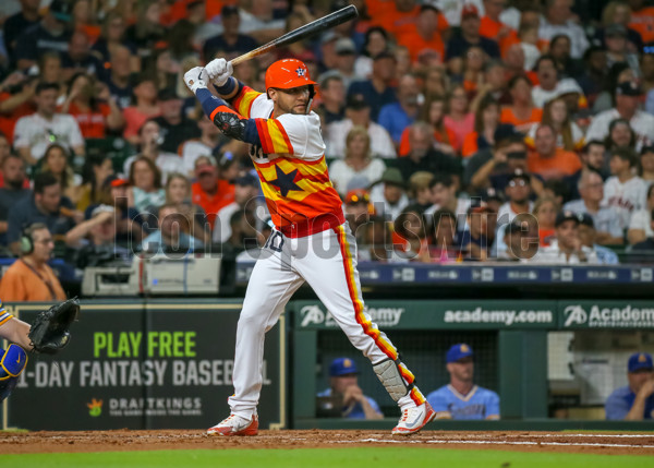 August 10, 2018: Houston Astros first baseman Yuli Gurriel (10