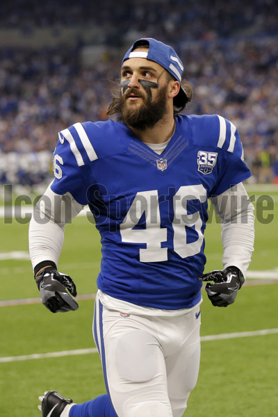 New York, USA - 29 September 2020: Yahoo Sports Watch NFL live mobile app  logo on phone screen close up, Illustrative Editorial Stock Photo - Alamy