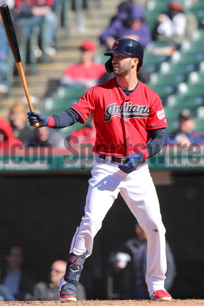 Cleveland Indians Tyler Naquin (30) bats in the third inning