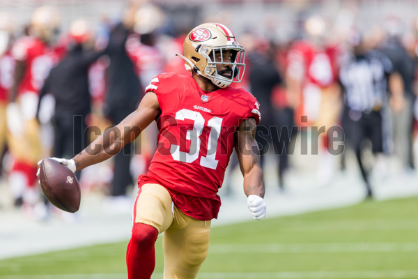 Raheem Mostert San Francisco 49ers Autographed 8 x 10 Open Field Photo