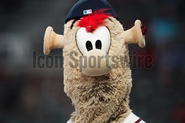 Atlanta Braves MLB Blooper Mascot Plush Hat