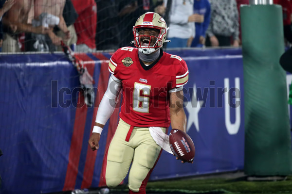 BIRMINGHAM, AL - APRIL 16: New Jersey Generals quarterback Luis Perez (2)  lines up for a play during the inaugural USFL game between the New Jersey  Generals and Birmingham Stallions on April 16, 2022, at Protective Stadium  in Birmingham, AL