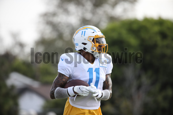 COSTA MESA, CA - AUGUST 01: Los Angeles Chargers tackle Trey Pipkins III  (79) during the Los Angeles Chargers training camp on August 1, 2022, at  Jack Hammett Farm Sports Complex in