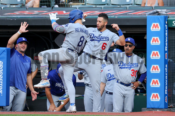 Los Angeles Dodgers shortstop Enrique Hernandez (8) in the fifth