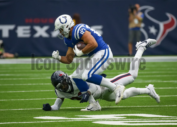 Houston Texans defensive back Eric Murray (23) defends during an